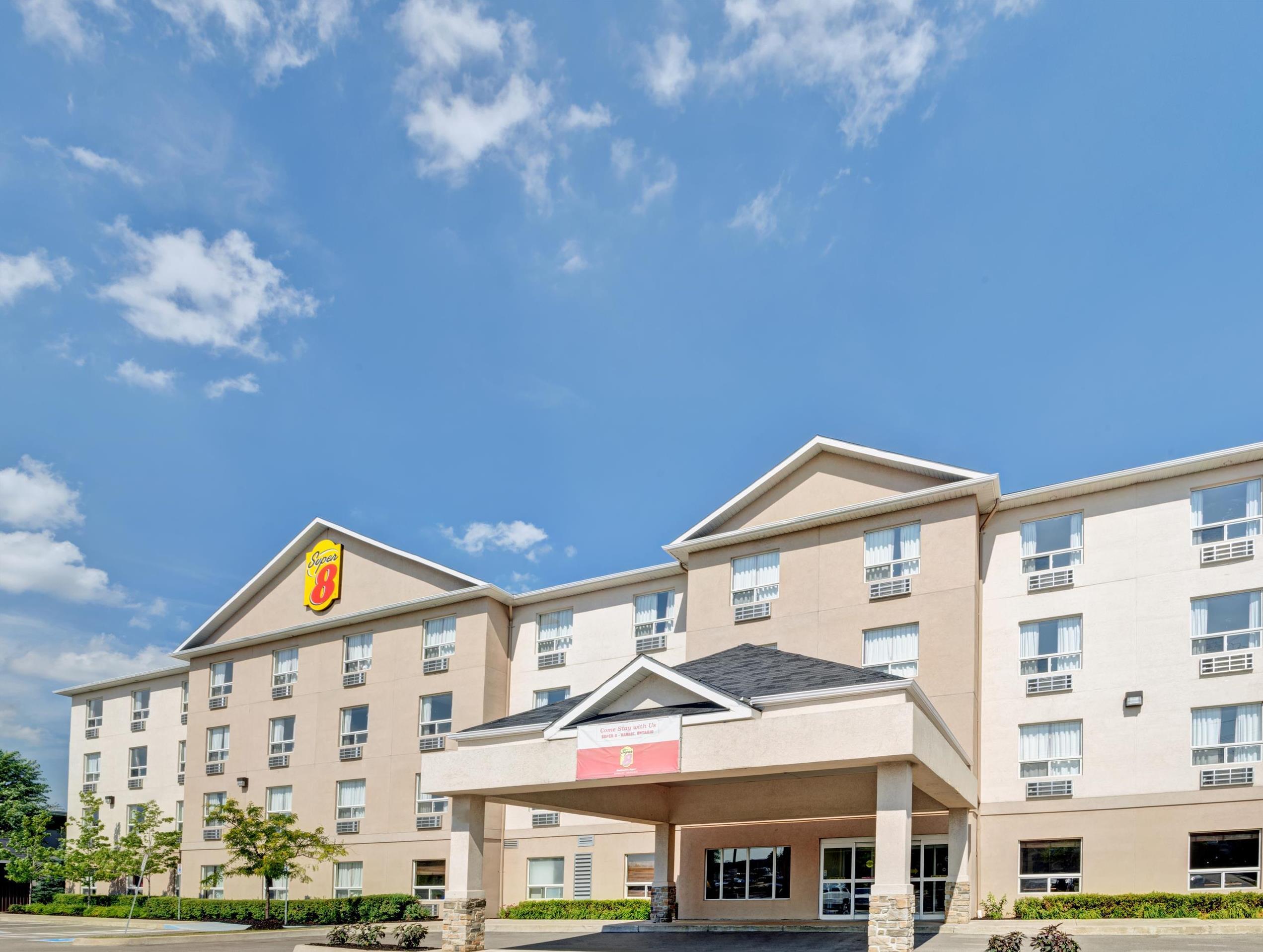 Super 8 By Wyndham Barrie South Hotell Exteriör bild